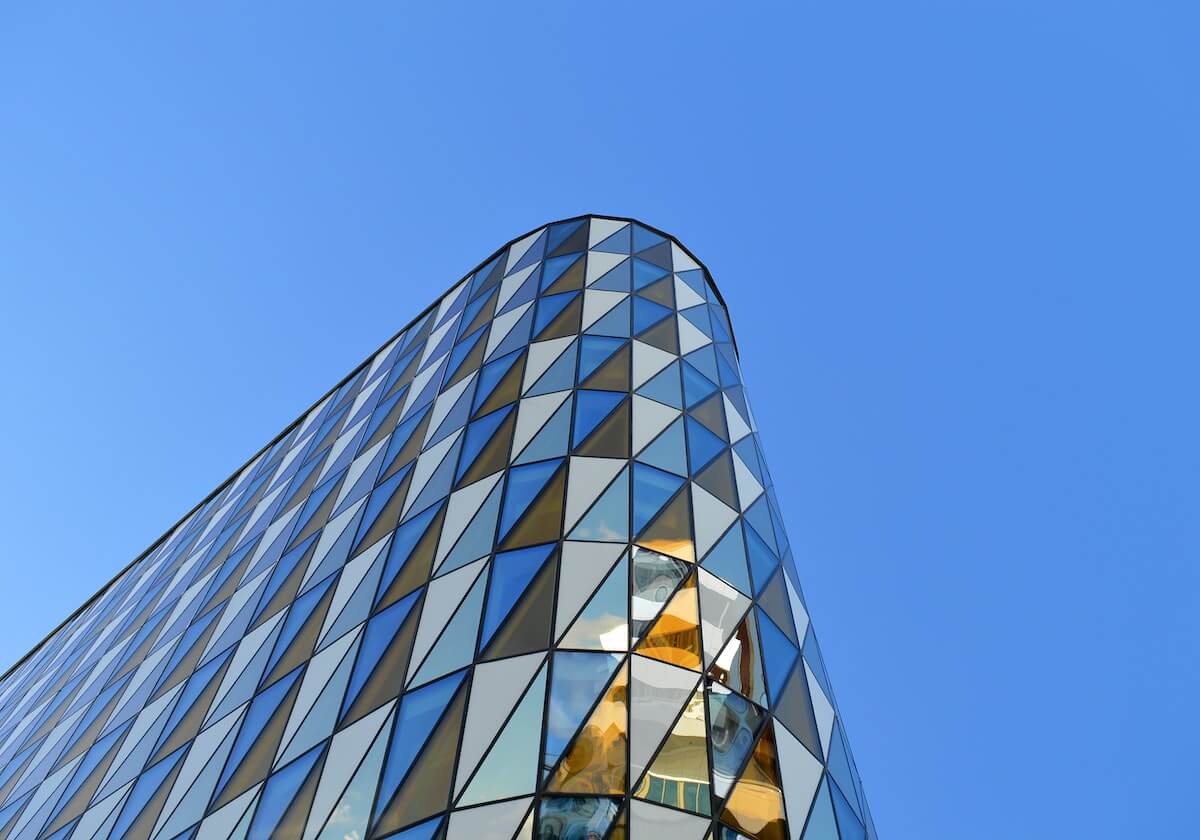 九游官网-齐达内召开内部会议 皇马全队进行反省与分析
